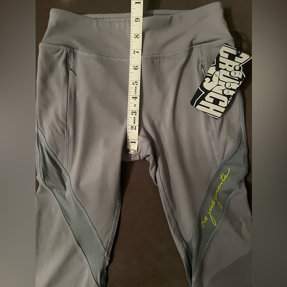 *NWT* CRUNCH ‘No Judgements’ leggings Size Small - Picture 12 of 12